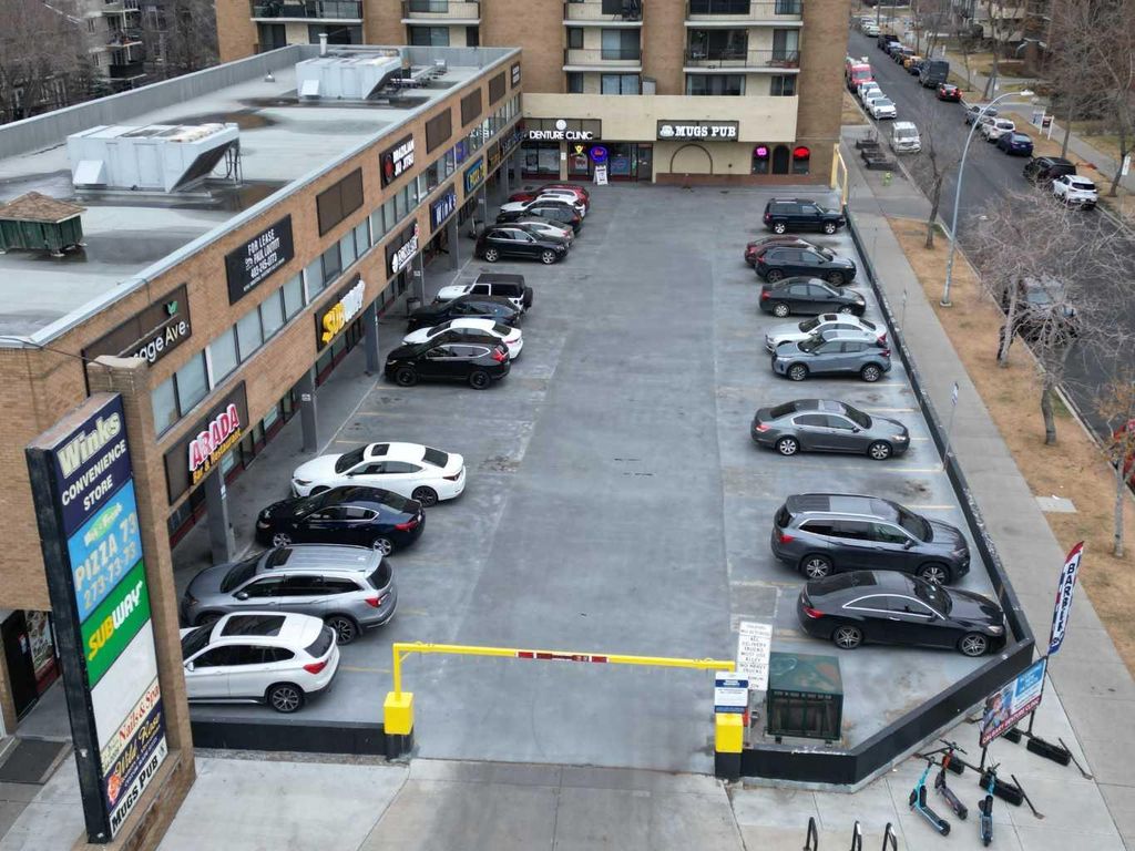 Photo of 1330 15 Avenue SW #105, Calgary, AB T3C 3N6 (MLS # A2276247)