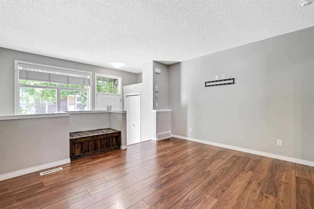 Photo of 159 New Brighton Villas SE, Calgary, AB T2Z 0T6 (MLS # A2328337)