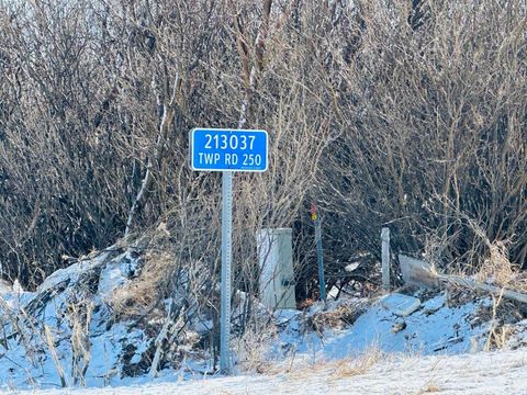 213037 TOWNSHIP ROAD 250 Rural Wheatland County AB T0M 0N0