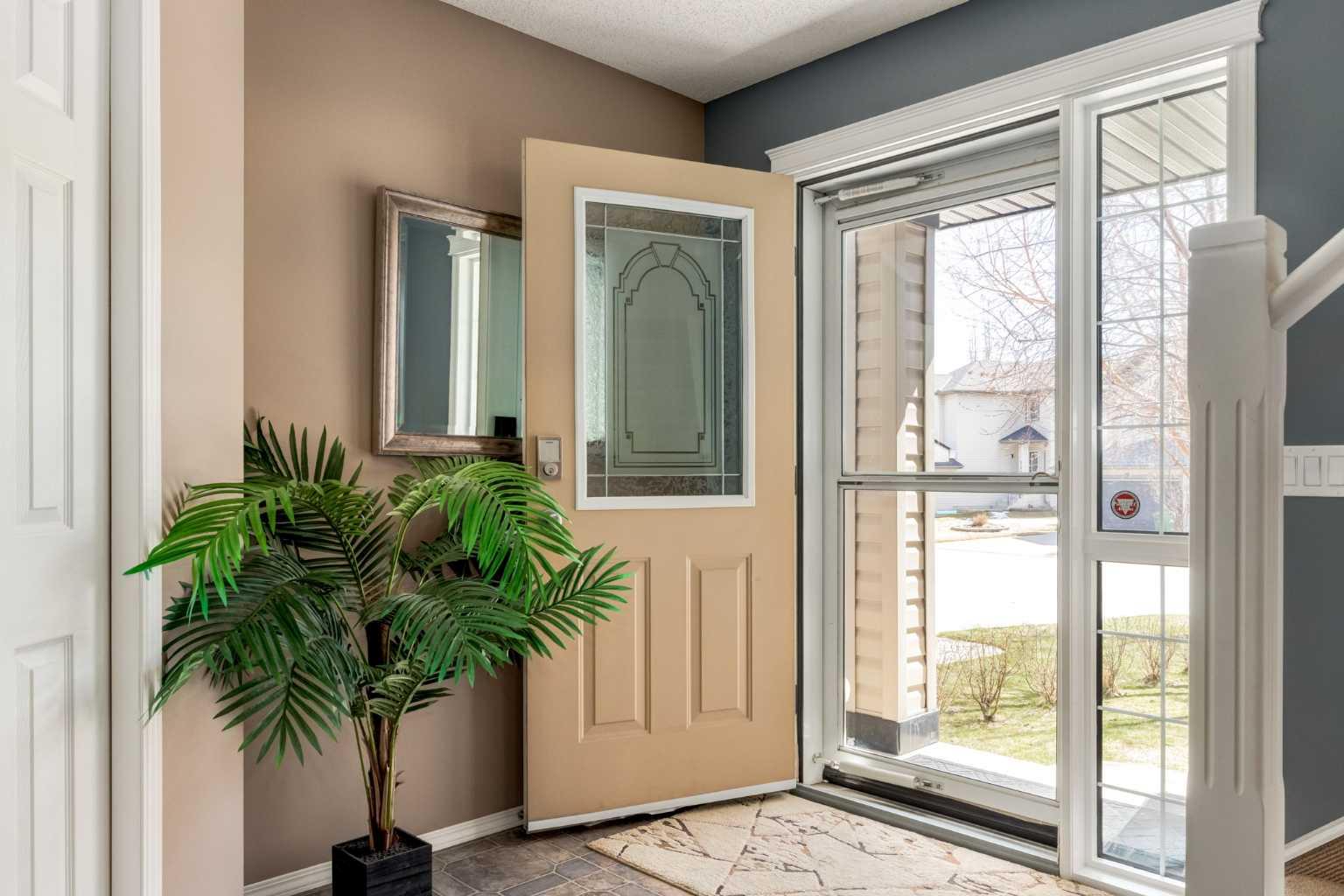 228 Cranfield Park SE