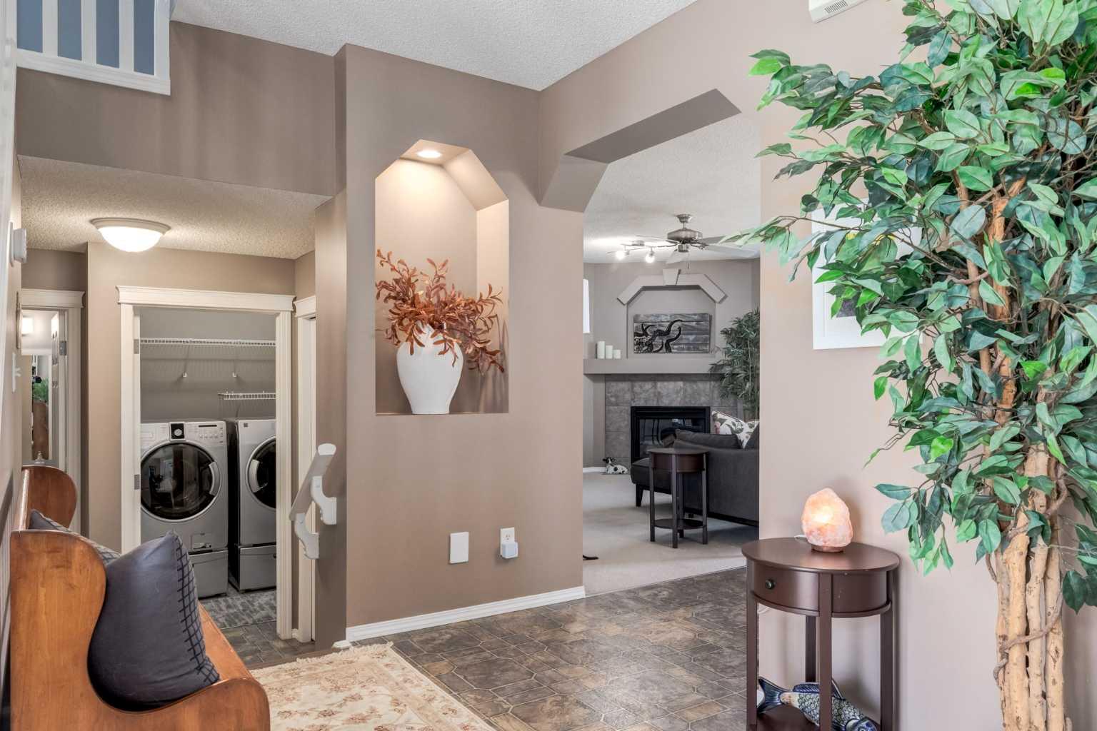 228 Cranfield Park SE