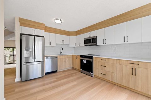 Photo of 99 midpark Gardens SE #32, Calgary, AB T2X 1L5 (MLS # A2311698)