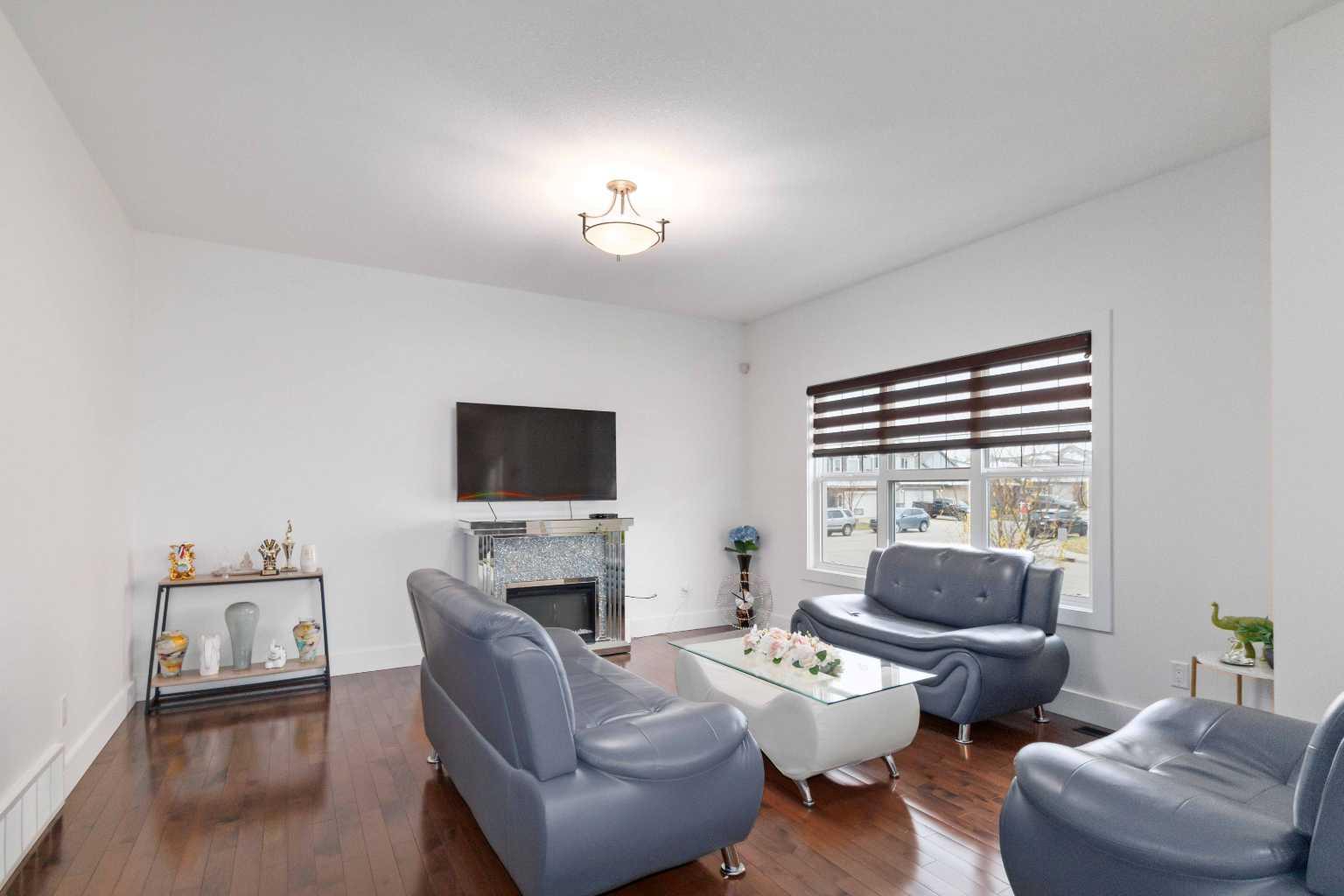 110 Merganser Crescent