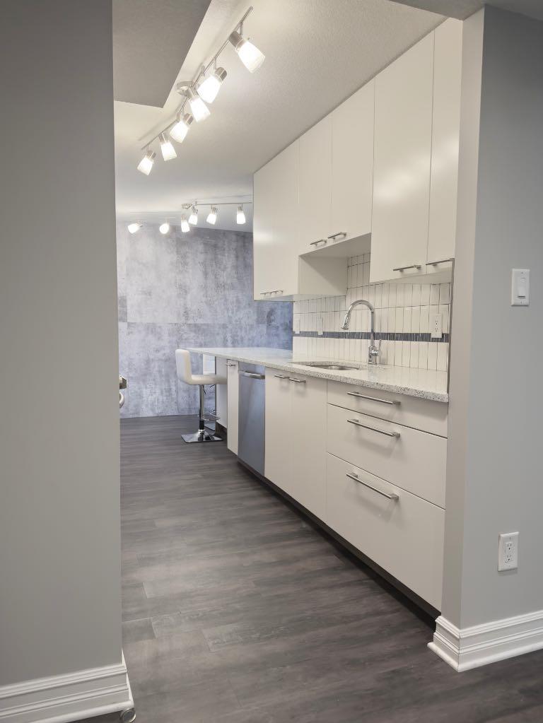 9800 Horton Road SW 908