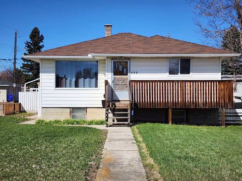 Photo of 422 21 Street S, Lethbridge, AB T1J 3K2 (MLS # A2306717)