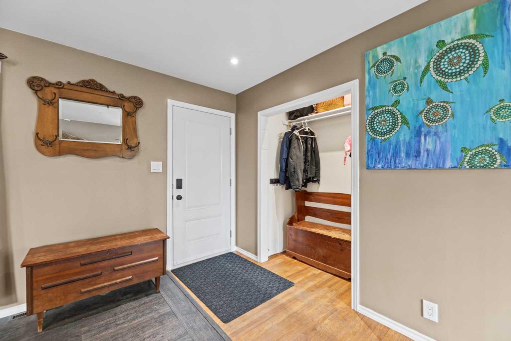 Photo of 1511 16 Street, Didsbury, AB T0M 0W0 (MLS # A2352195)