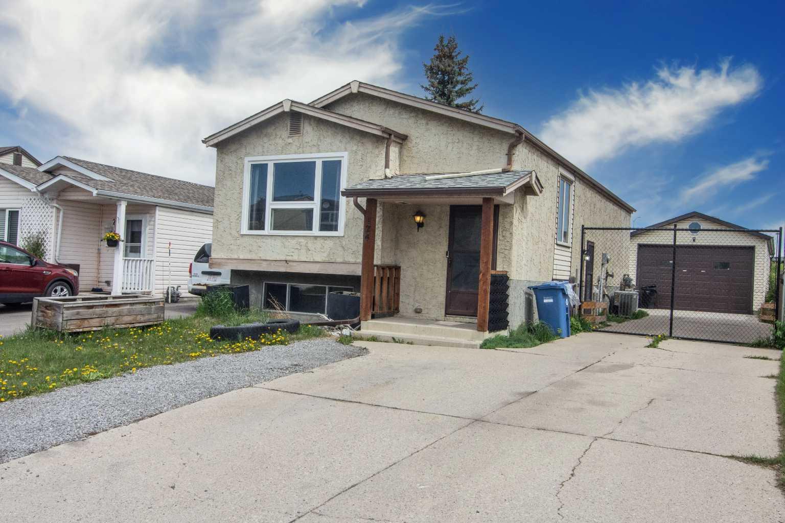 124 Abingdon Way NE