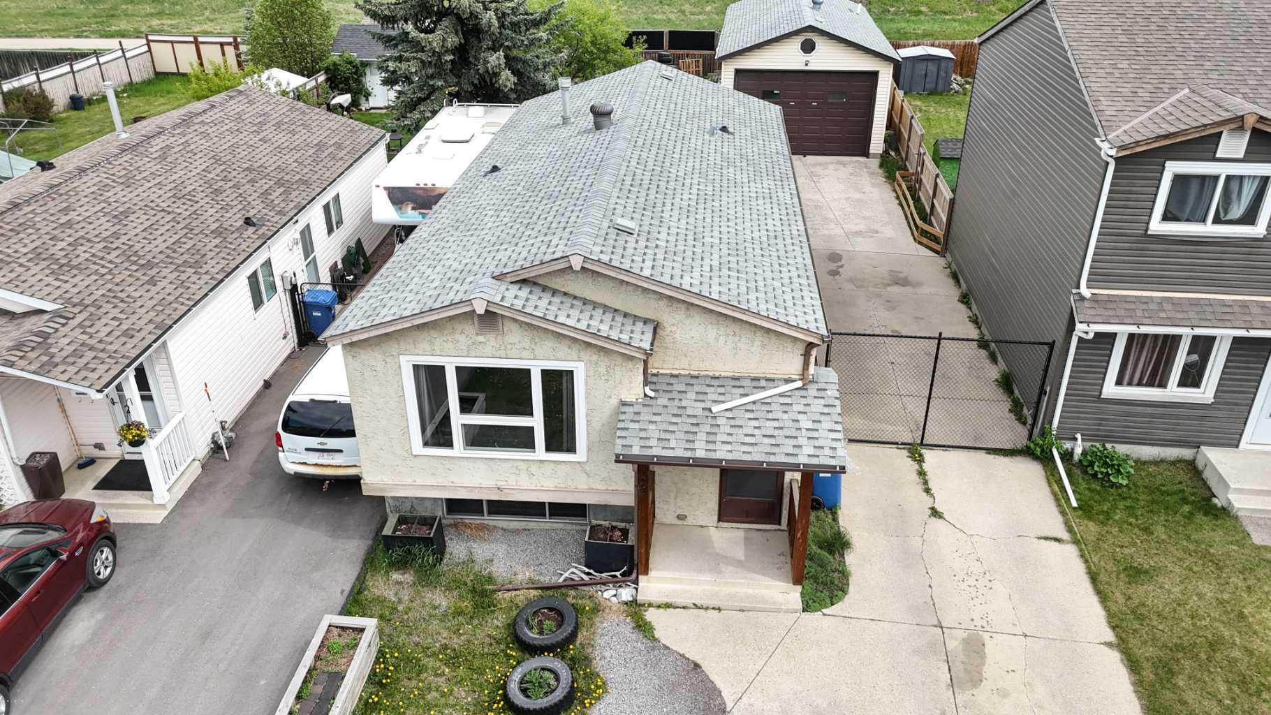 124 Abingdon Way NE