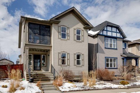 Photo of 2 Elgin Meadows Green SE, Calgary, AB T2Z 0L8 (MLS # A2303639)