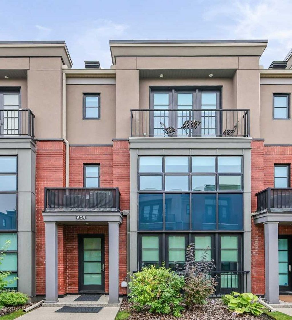 Photo of 606 Aspen Meadows Hill SW, Calgary, AB T3H 0G3 (MLS # A2287261)