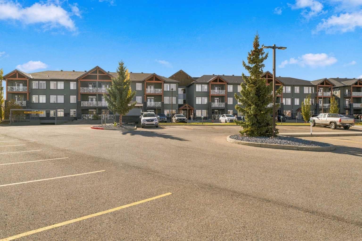 1005B Westmount Drive 104