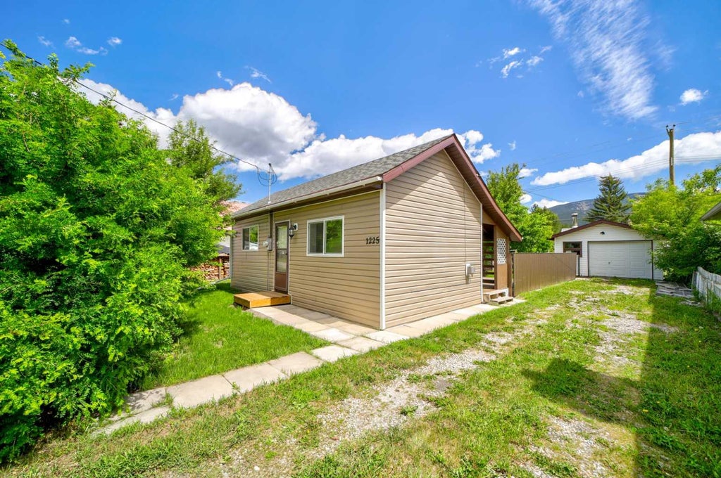 Photo of 1225 84 Street, Coleman, AB T0K 0M0 (MLS # A2323175)