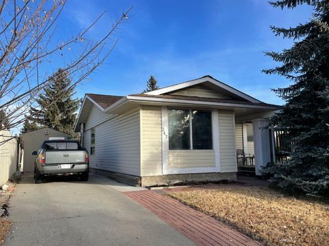 247 Bracewood Road SW Calgary AB T3C 0C2