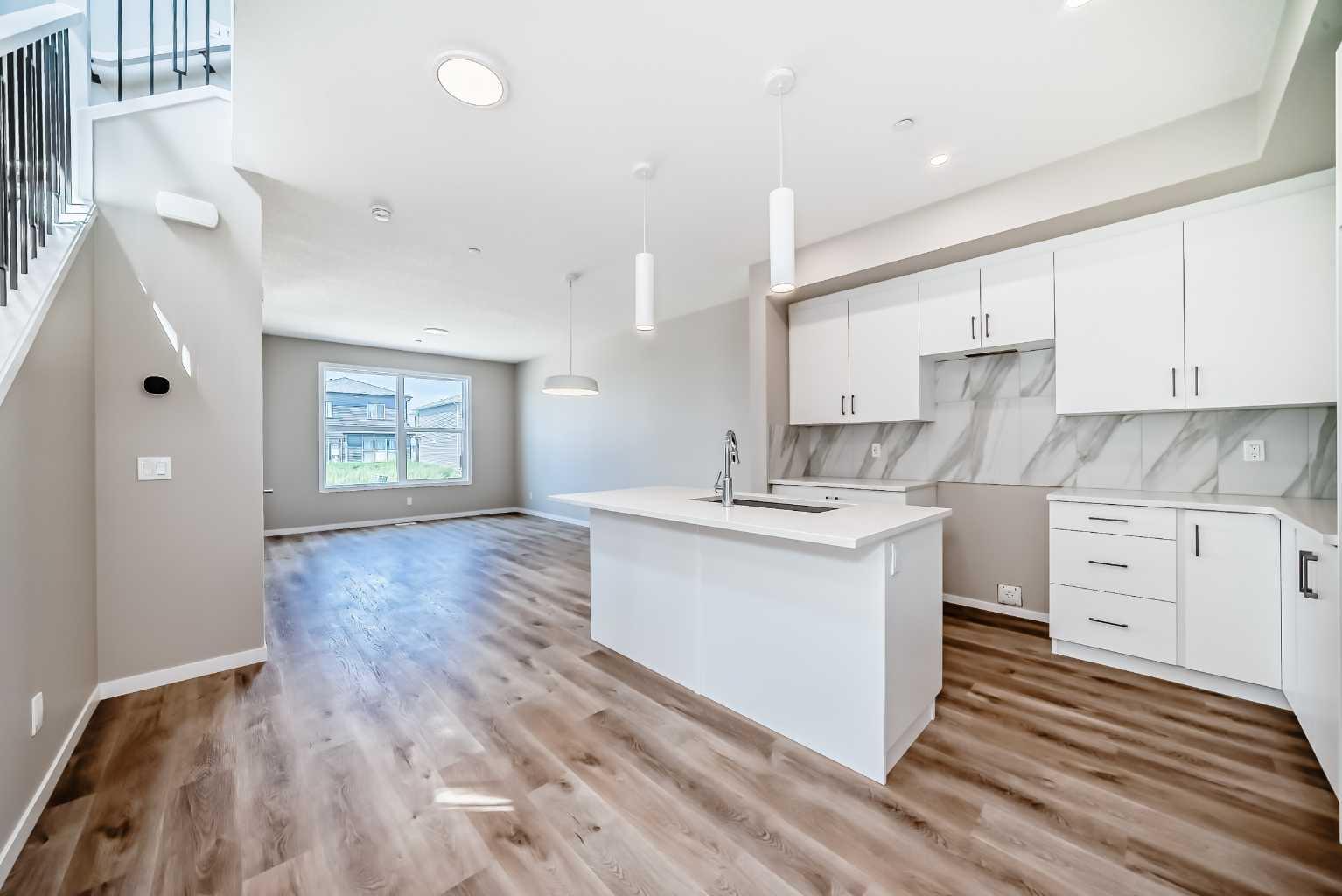 413 Hotchkiss Drive SE