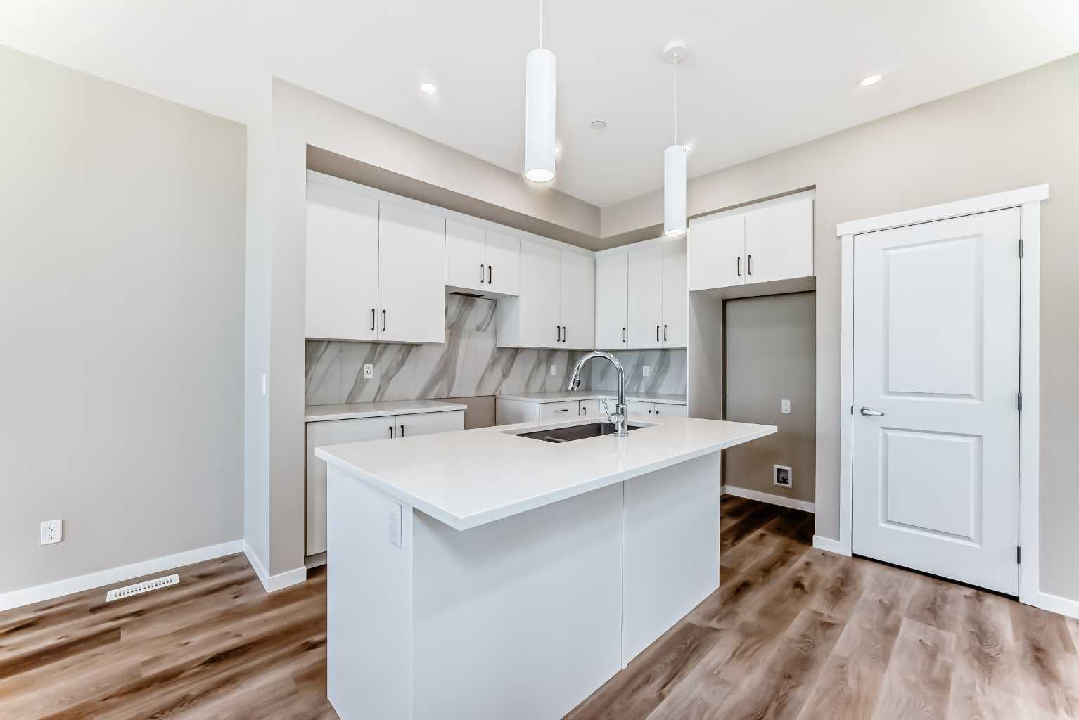 413 Hotchkiss Drive SE