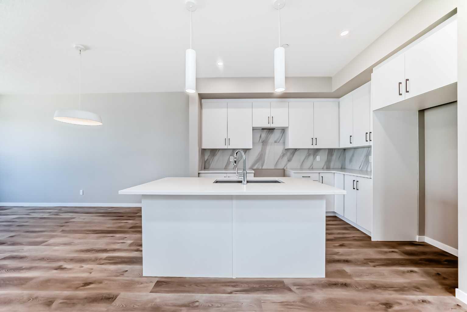 413 Hotchkiss Drive SE