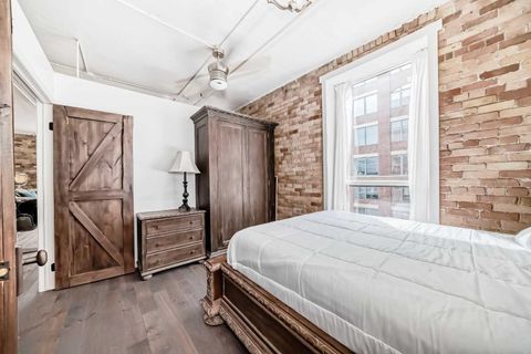 240 11 Avenue SW 402 Calgary AB T2R 0C3