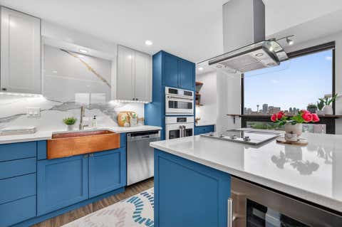 Photo of 1304 15 Avenue SW #1, Calgary, AB T3C 0X7 (MLS # A2316738)