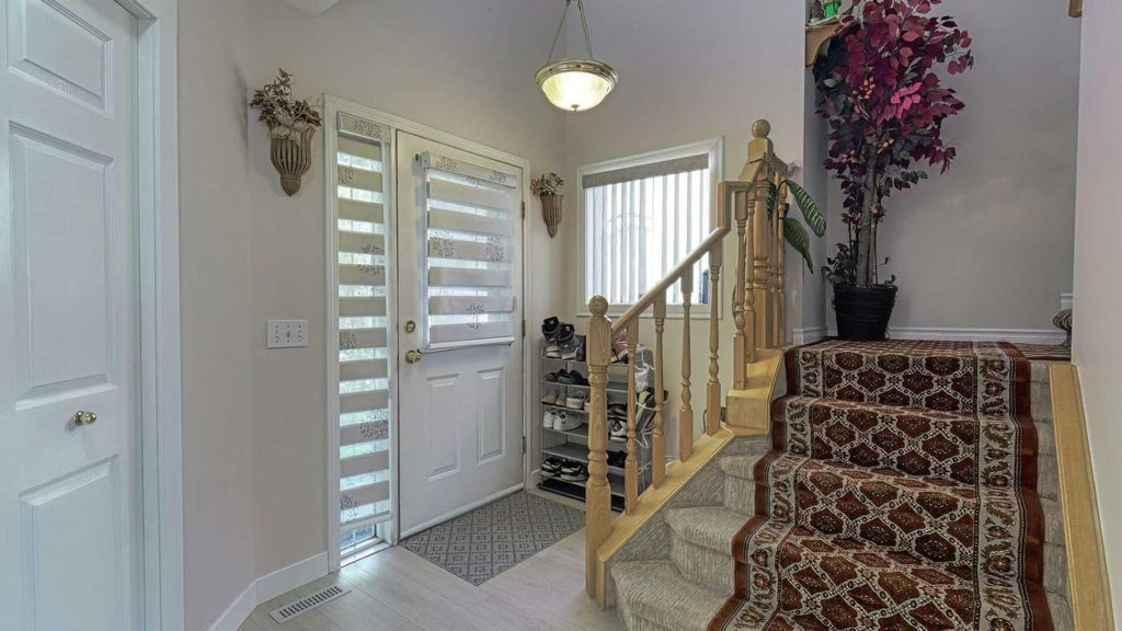 Photo of 54 Saddlecreek Crescent NE, Calgary, AB T3J 4R9 (MLS # A2310798)