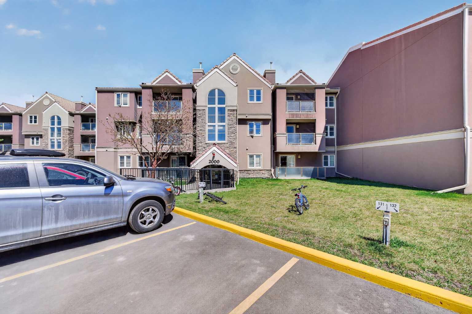2031 Edenwold Heights NW 2031