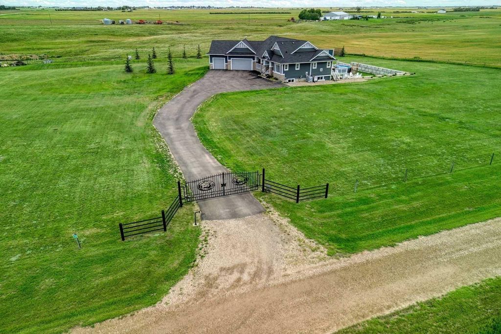 Photo of 273250 Range Road 270, Rural Rocky View County, AB T0M 1B0 (MLS # A2287744)