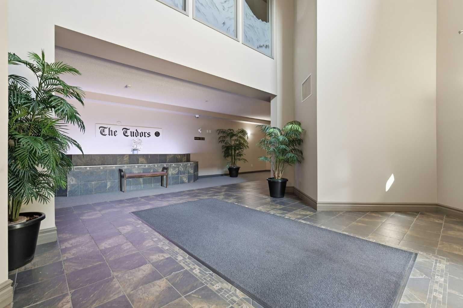60 Sierra Morena Landing SW 113