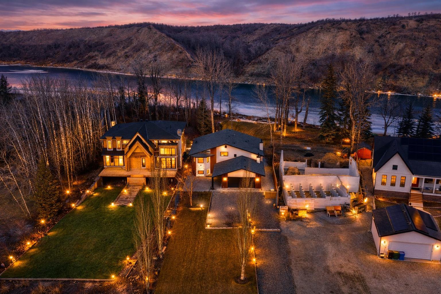 7220 Bow Crescent NW