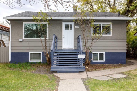 Photo of 3905 46 Street, Red Deer, AB T4J 1B5 (MLS # A2312986)