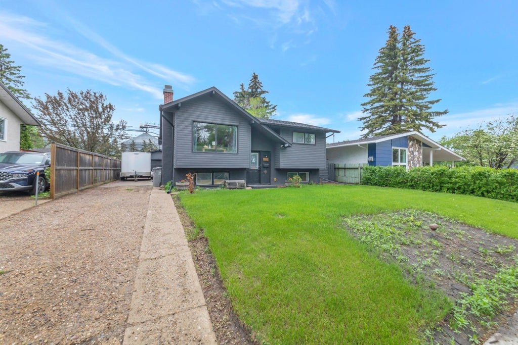 Photo of 4910 58 Avenue, Lloydminster, AB T9V 1C3 (MLS # A2317295)
