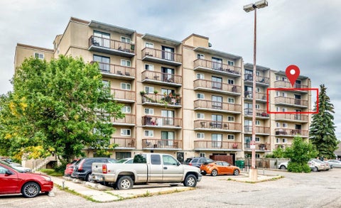 Photo of 5 Berkeley Place W #517, Lethbridge, AB T1K 5M9 (MLS # A2344960)