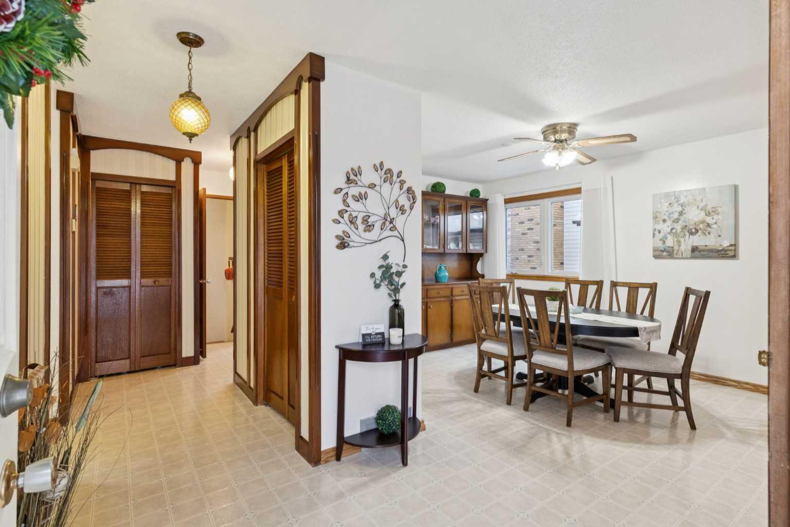 3221 Cedarille Drive SW