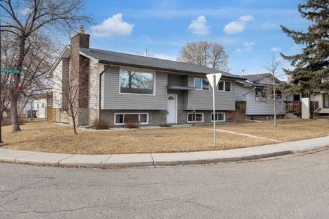 3 Madigan Court NE Calgary AB T2A 5C7