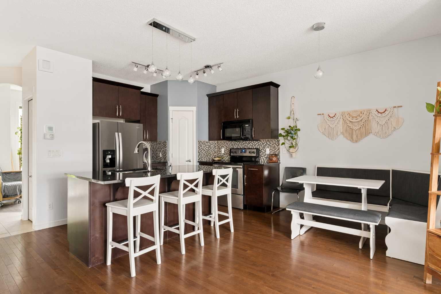 74 Autumn Crescent SE