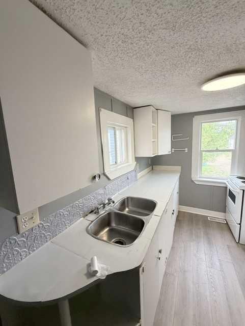 Photo of 10030 102 Street, Peace River, AB T8S 1R3 (MLS # A2315251)
