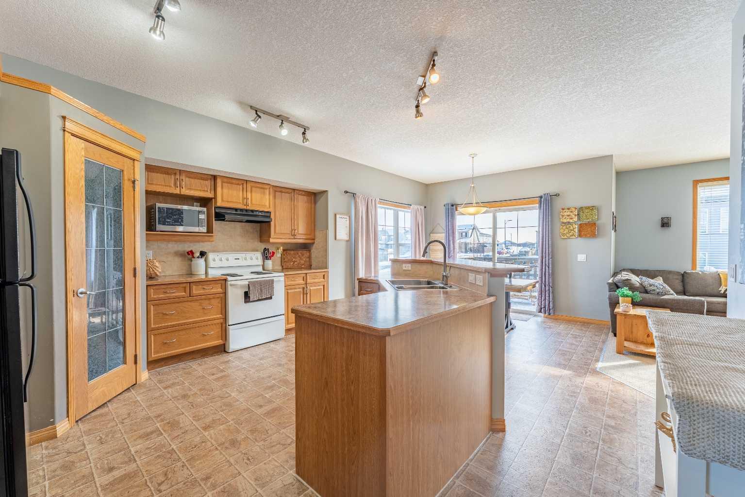 2051 Sagewood Rise SW