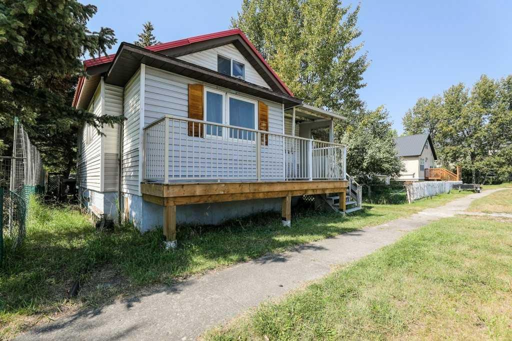 Photo of 1310 83 Street, Coleman, AB T0K 0M0 (MLS # A2286478)