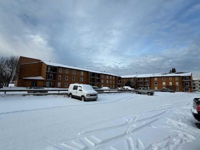 4607/4609 51 Avenue 48 SUITES