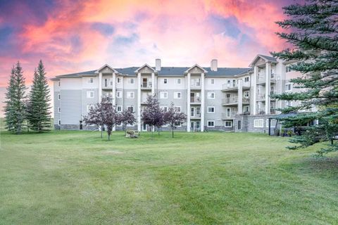 5000 Somervale Court SW 136 Calgary AB T2Y 4M1