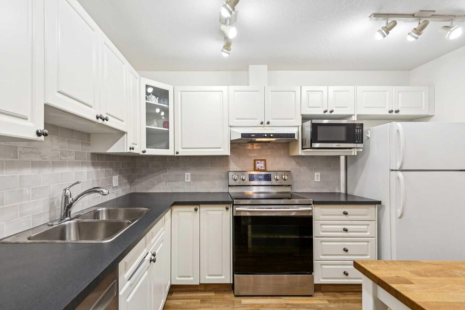 649 Marsh Road NE 101