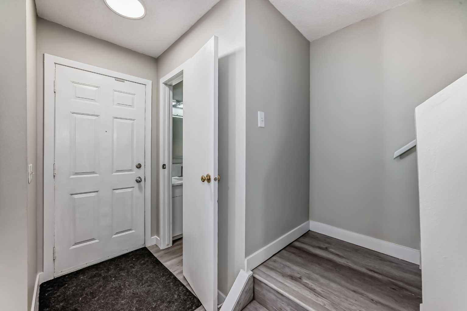 2727 Rundleson Road NE 38