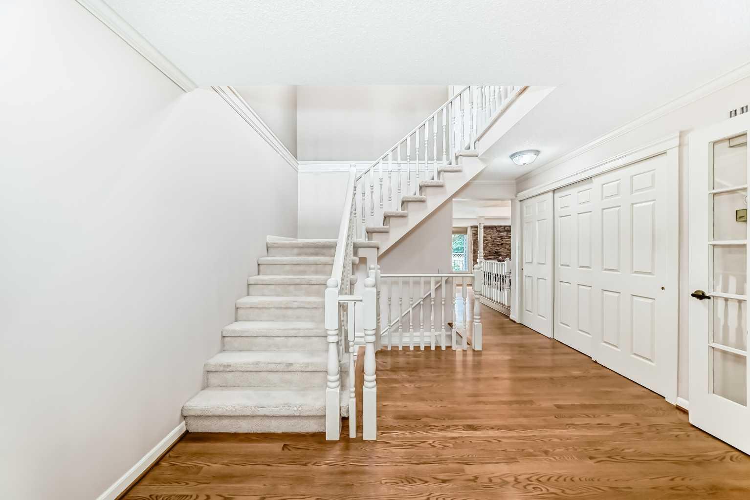 22 Wood Crescent SW