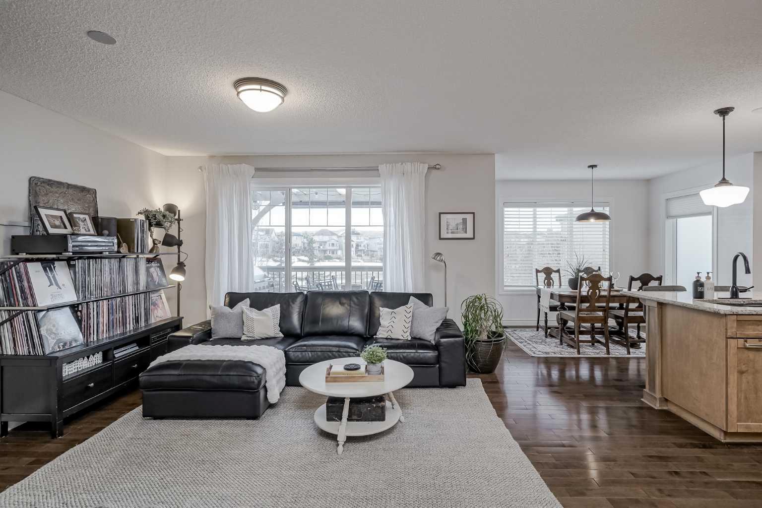 230 Sagewood Grove SW