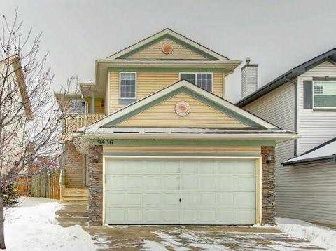 9436 Hidden Valley Drive NW Calgary AB T3A 5T1