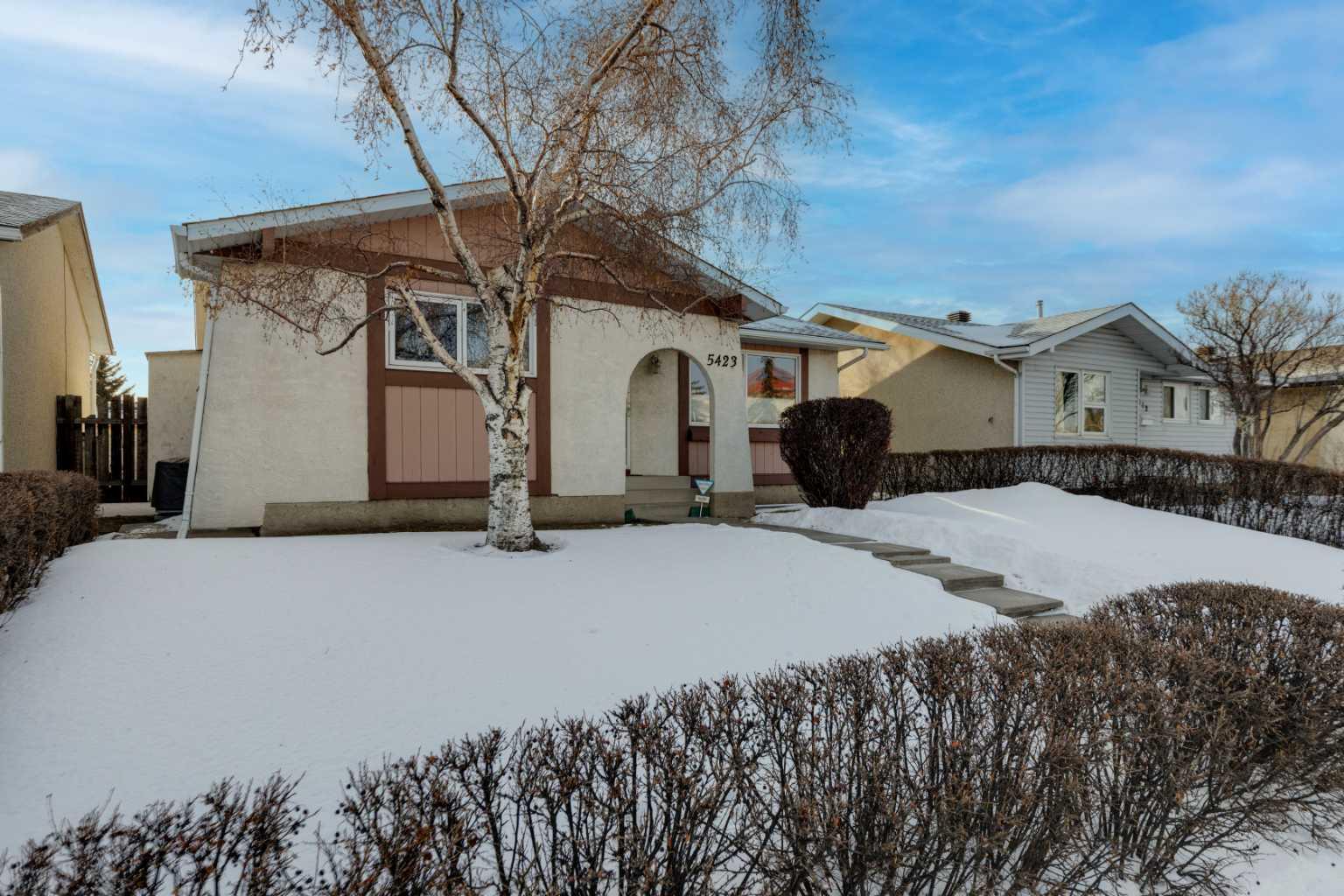 5423 Madigan Drive NE