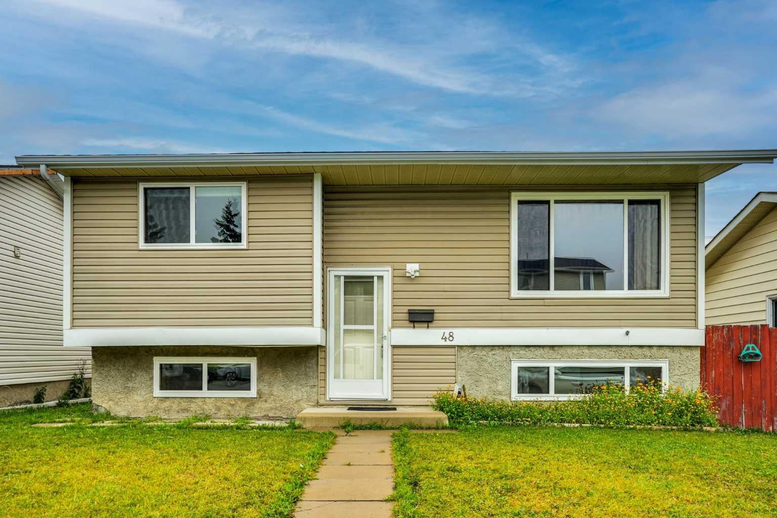 48 Falton Rise NE