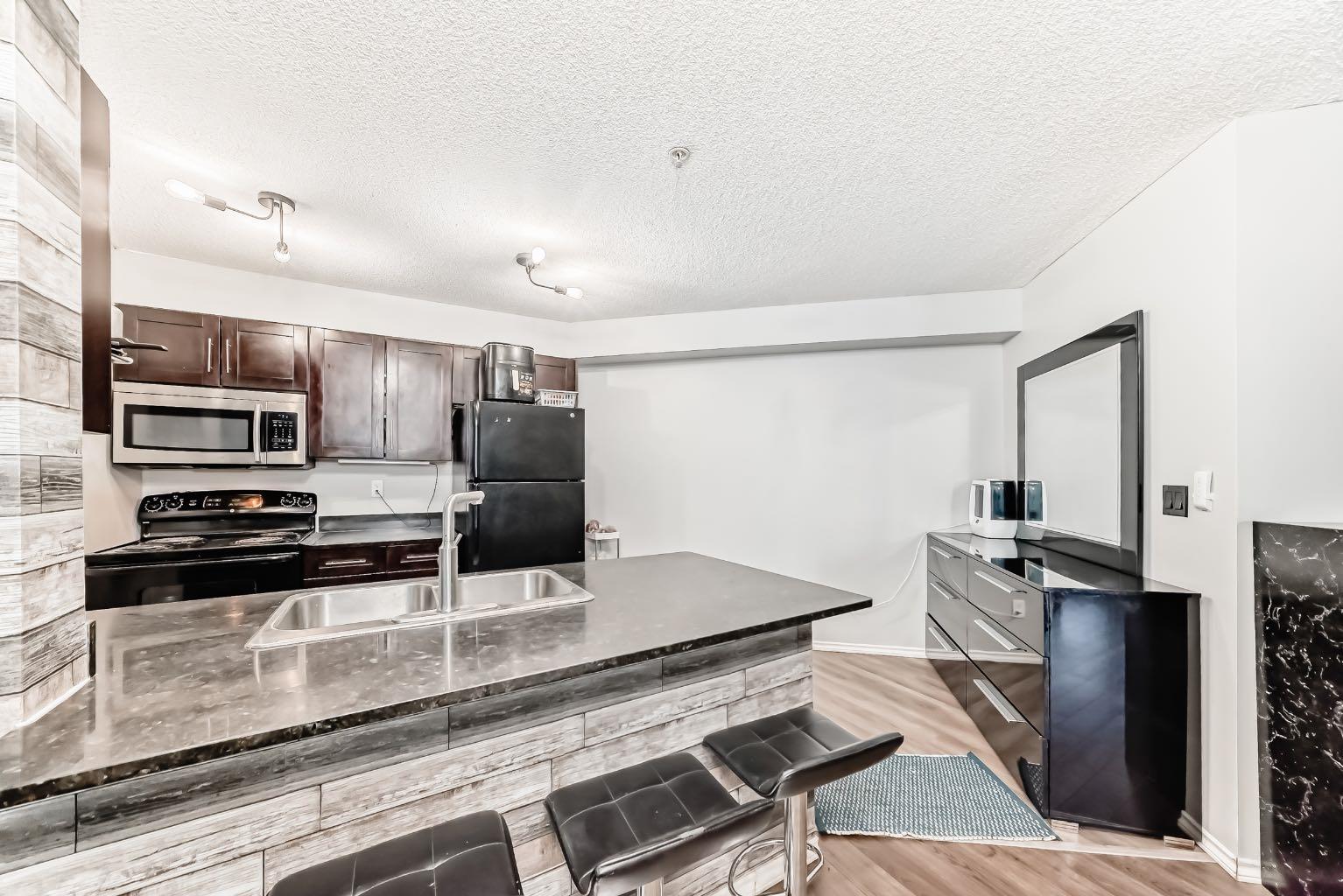 355 Taralake Way NE 120