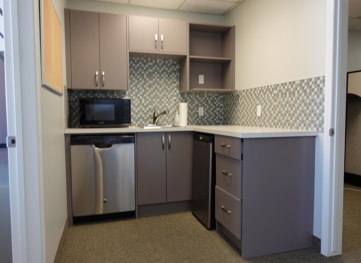 1026 16 Avenue NW 203