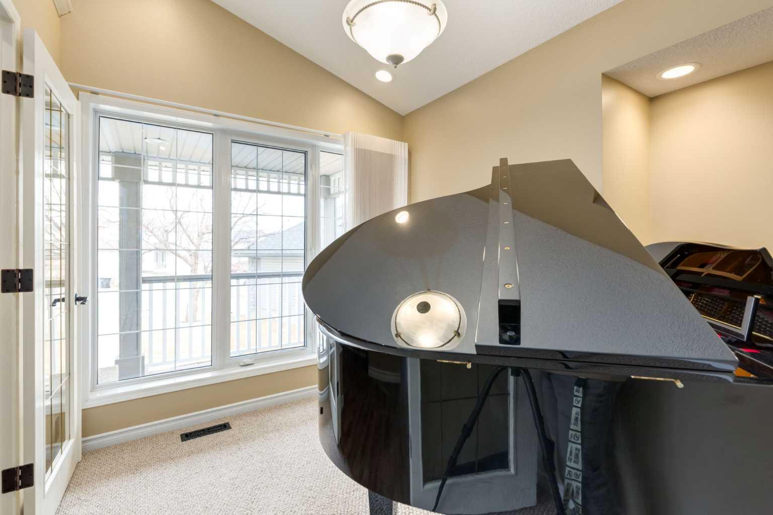 36 Hidden Ranch Mews NW