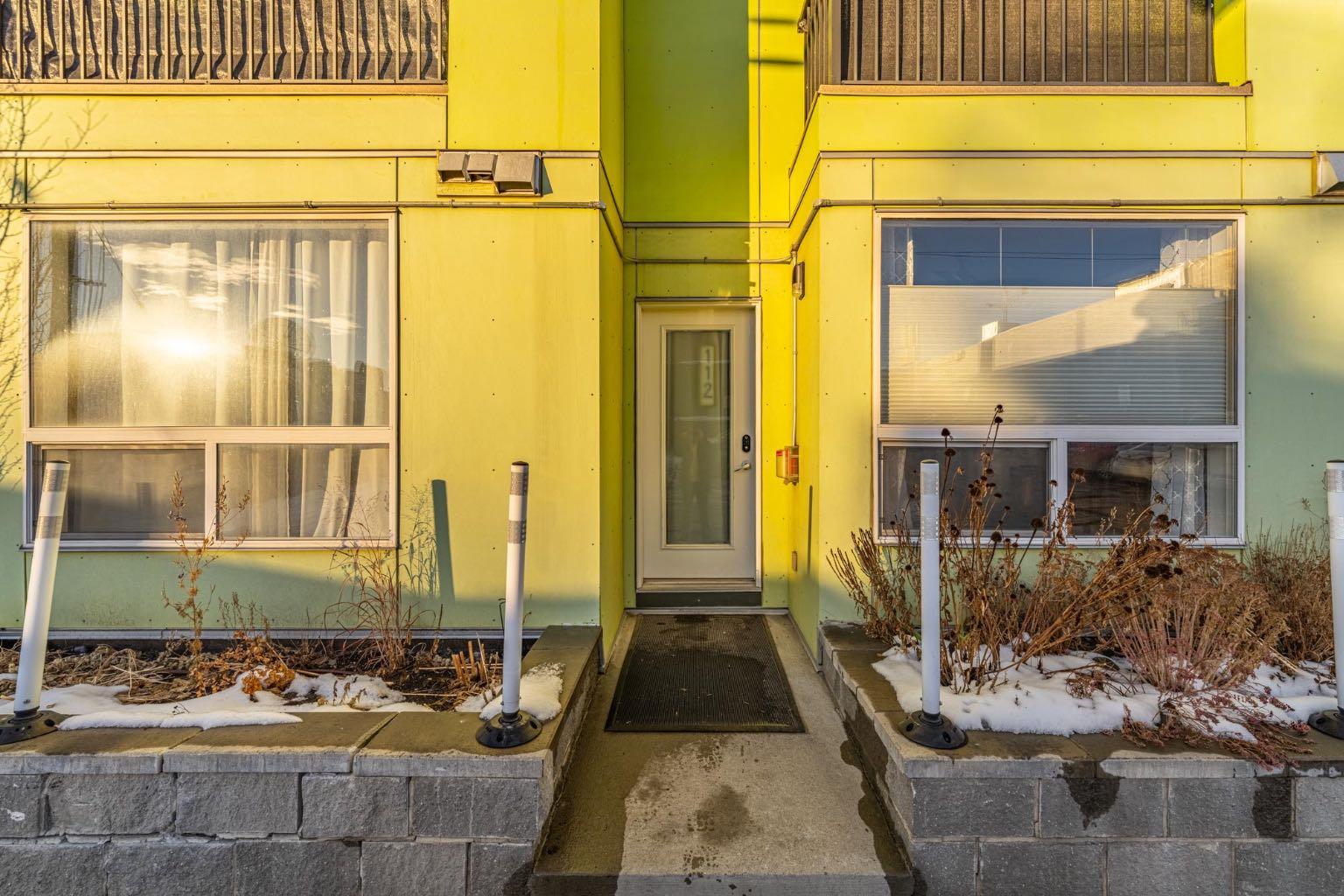 1740 9 Street NW 112