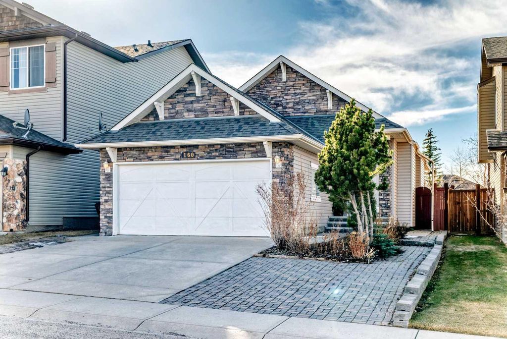 Photo of 160 Cougartown Close SW, Calgary, AB T3H 0B1 (MLS # A2295330)
